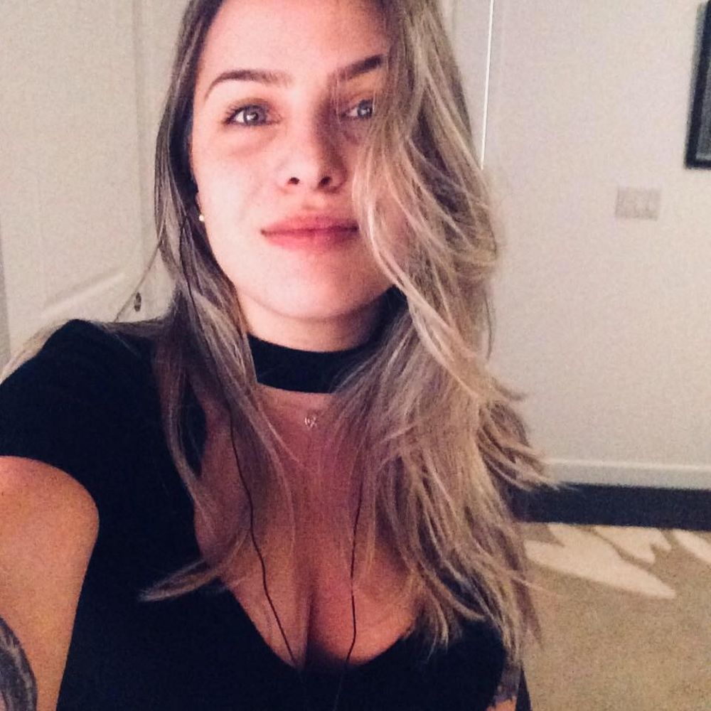 Meet your Posher, Nicolle